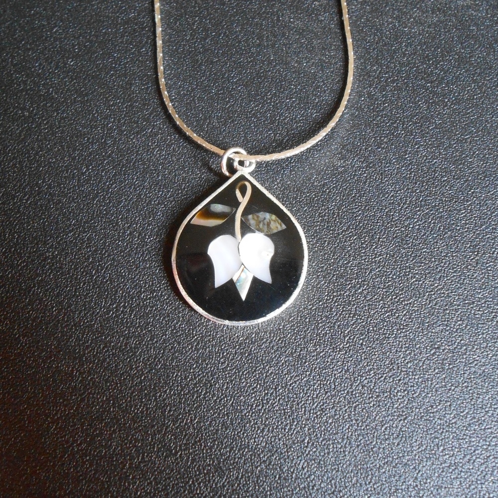 Silver & Abalone Flower Pendant